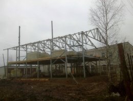ТРЦ Радуга из сэндвич-панелей, построенная компанией Альянс - ТРЦ Радуга, пгт Опарино, Кировской обл., 400 м2